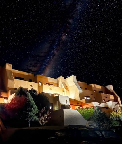 Three Studios at Canyon Base - 15min to Ski in Arroyo Seco (NM)