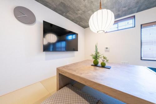 USJへ9分 ベッド4台 寝室2つ デザインされた一軒家 tektek