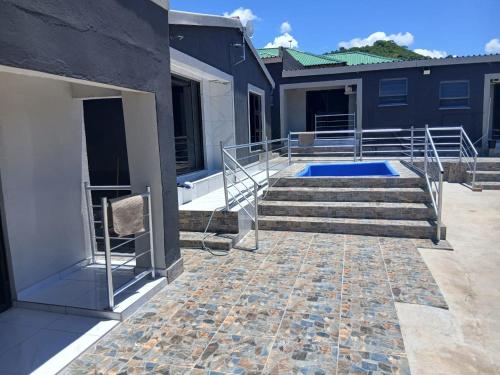 Baraba's guest house in Nsikazi