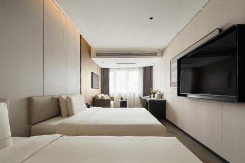 Atour Hotel Shanghai Bund Land Plaza - image 4