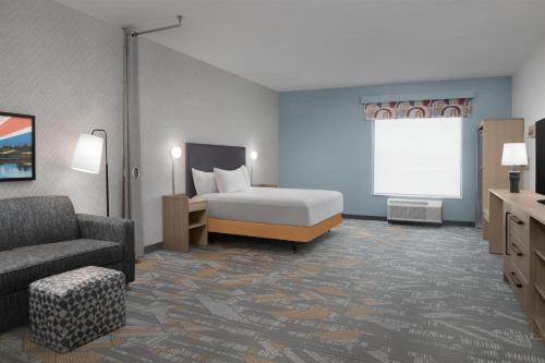 Home2 Suites by Hilton Syracuse Liverpool Airport Area - image 8