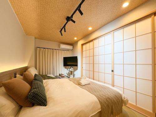 Compass201 1min walk from station 5 guests no elevator Free WiFi