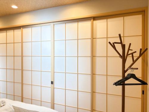 Compass201 1min walk from station 5 guests no elevator Free WiFi