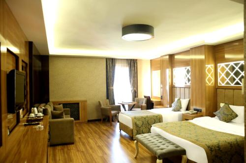 Emirtimes Hotel - image 5