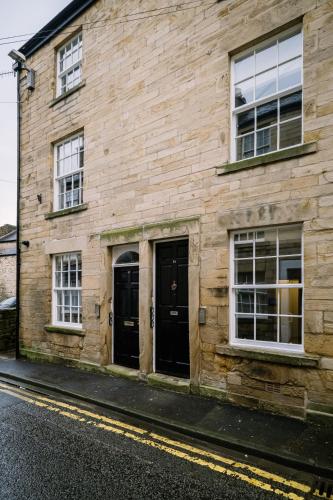 Sun Street Retreats - Lancaster