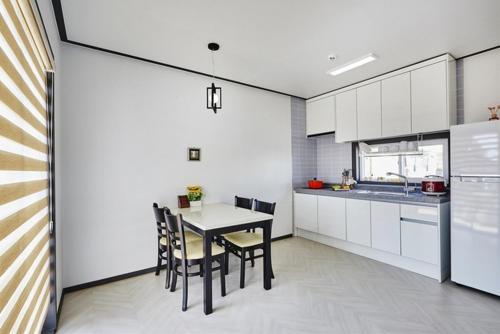 Gangneung Refreshing Pension Odaesan in Yeongok-myeon