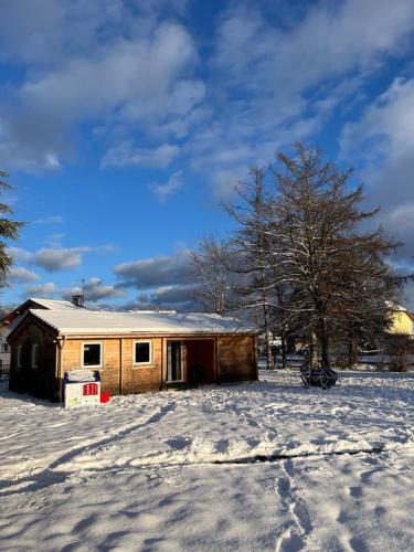 3 bedrooms, 7 beds