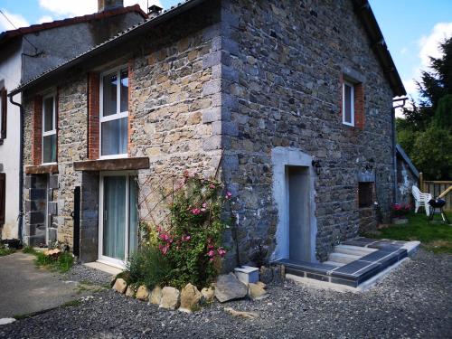 Viesnīcas āriene, Gite Les Clématites au coeur des Volcans d'Auvergne (Gite Les Clematites au coeur des Volcans d'Auvergne) in Saint-Ours (Auvergne)