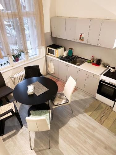 베오그라드 The Horse Monument Hostel 호텔 로비