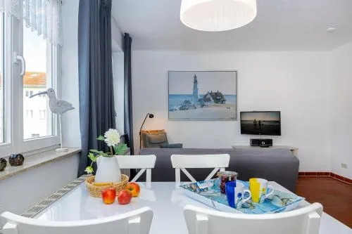 FeWo 2, Strandstraße 28 in Ostseebad Karlshagen, Deutschland
