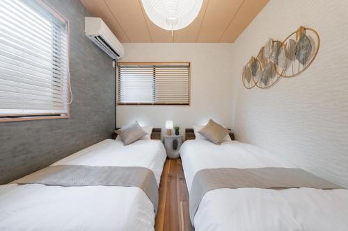 徹 京都駅近く グループ利用に最適な一軒家 ベッド9台 お風呂2台 トイレ3台