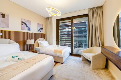 Elegant 3BR with Maids Room City Walk Dubai - image 4