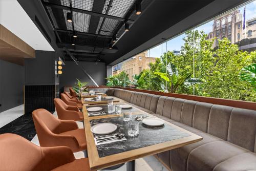 餐厅, 奥克兰丽筠红酒店 (Radisson RED Auckland) in 奥克兰