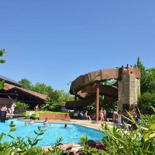 Bassein, Camping Sen-Yan 5 étoiles (Camping Sen-Yan 5 etoiles) in Mezos