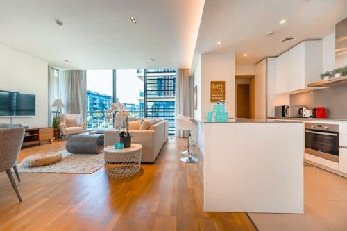 Spacious 2BR with Maids Room City Walk - image 14