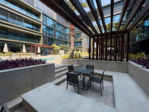 Spacious 2BR with Maids Room City Walk - image 4