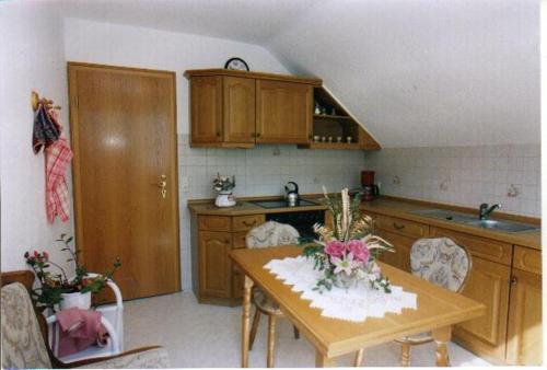 virtuve, Ferienwohnung Reifbergblick in Stutzerbach
