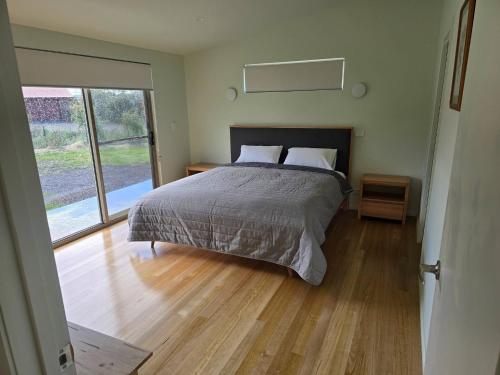 Escape to Serenity in Penna, Australias Hidden Gem in Midway Point