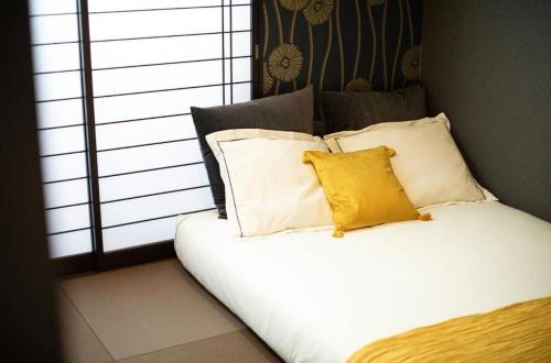 Newly built modern house, near the station, Shinsaibashi, Namba, Umeda, Kansai Airport, USJ