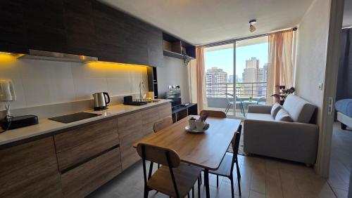 Oceana Suites Santiago Centro Rosas