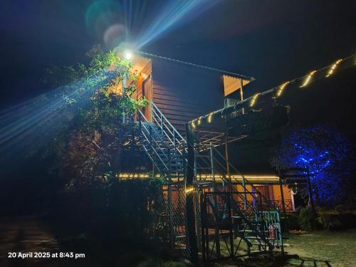 Woodpecker Homestay in Kotabagh