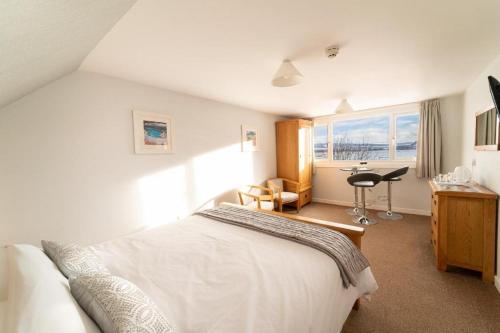 托伯莫里酒店 (The Tobermory Hotel) in 托伯莫里