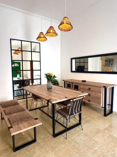 Two bedroom in Batroun Souq steps to Phoenician wall in Batroun