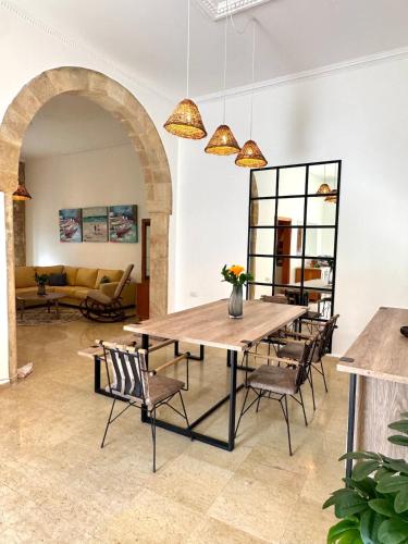Two bedroom in Batroun Souq steps to Phoenician wall in Batroun