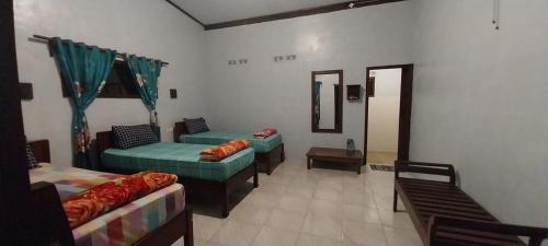 Hadi Homestay Garden View in Licin