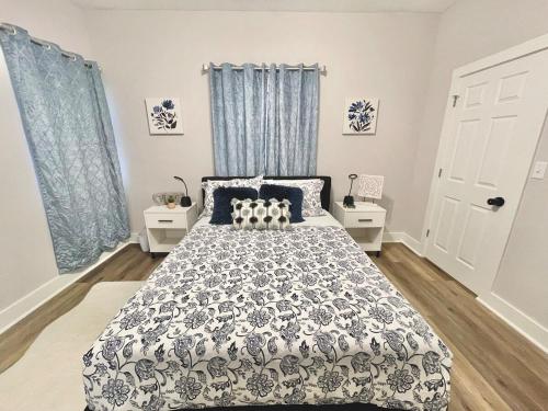 Newly Remodeled 2 Bedroom Home in Shelbyville Family Friendly in 謝爾比維爾