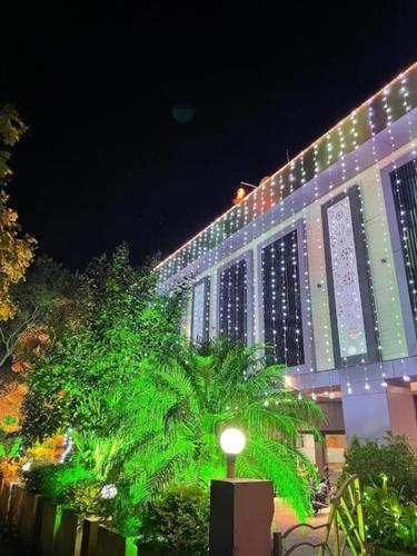 Viesnīcas āriene, Hotel Shree Abhishek in Baramati