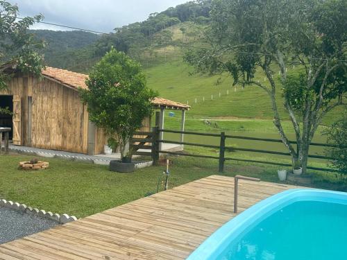 A környék, Sitio encantos do vale in Nova Trento