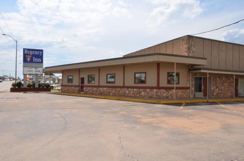 Regency Inn in Chickasha, USA
