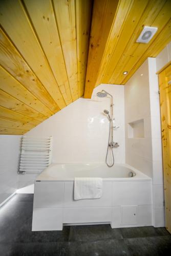 Zacisze Pod Lipą Zacisze Pod Lipą