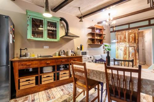 Unique stylish house in beautiful Graça - image 8