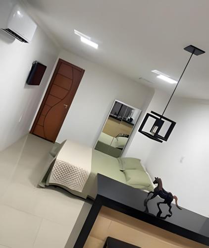 Apto Compl. Cabo Frio Ar+Wi-Fi até 4 hóspedes EXT – khách sạn tại Jacare