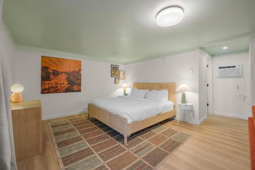 Ambler Hotel - image 6