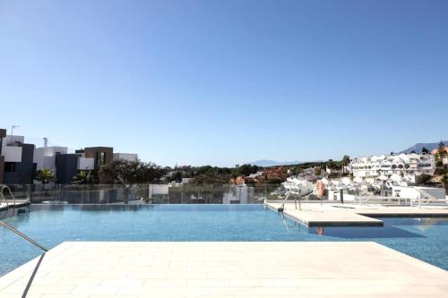 Grand Hideout, Artola Homes