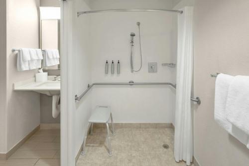 Courtyard by Marriott Fort Lauderdale Coral Springs - image 2