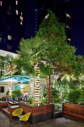 Faciliteiten, The Burrard Hotel in Vancouver (BC)