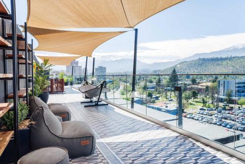 Stylish 1BR Apartment In Las Condes Ideal For 3