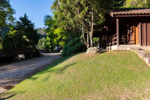 Pousada Ypê das Montanhas (Pousada Ype das Montanhas) in Monte Alegre do Sul