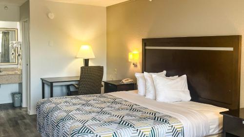 Studio 6 Suites Dallas, TX – Loop 12 West in Northwest Dallas