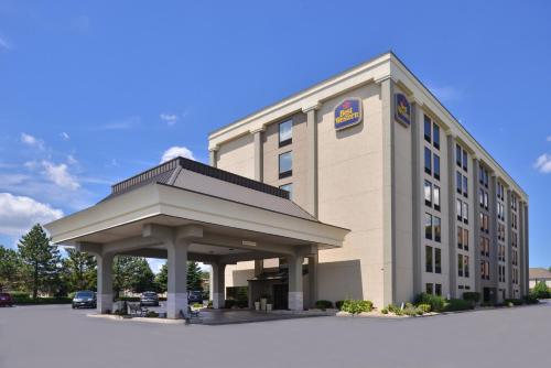 بست ويسترن بلس شيكاجولاند - كانترييسايد (Best Western Plus Chicagoland - Countryside) in Countryside