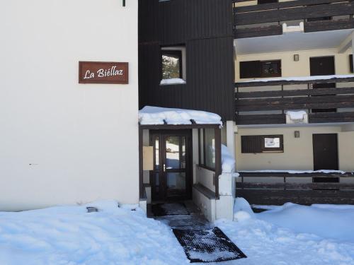 Appartement 4 pieces, skis aux pieds, 2 parkings couverts - FR-1-344-349 in Reberty