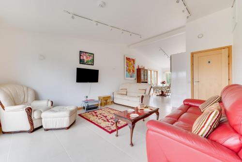 Iekārtas, 2 Bed in Stelling Minnis oc-ek716 in Elmsteda