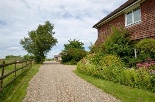 Iekārtas, 2 Bed in Stelling Minnis oc-ek716 in Elmsteda