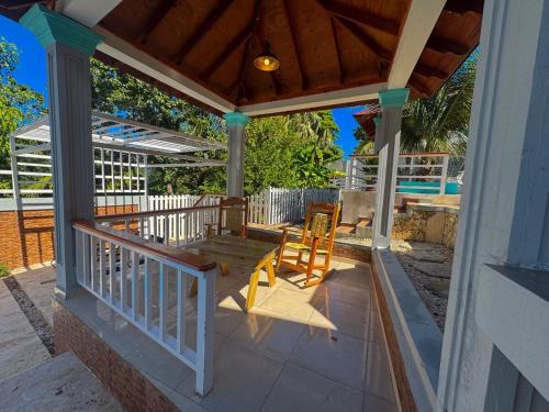 Villa Palmera Barahona, Dream Getaway in Barahona