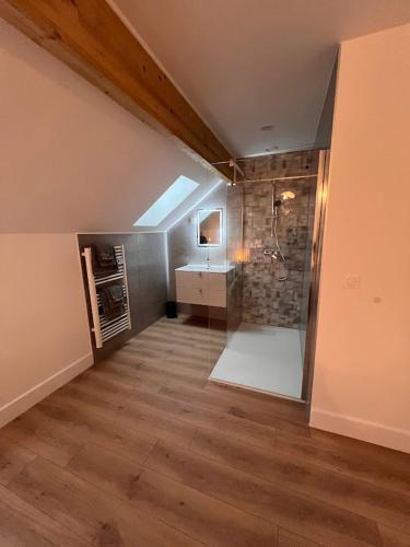 Maison 5 belles suites in Les Molieres (Ile-de-France)