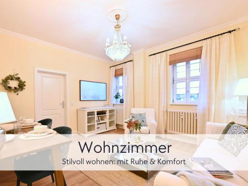 Közös társalgó / TV, GRÄFIN AMALIA - Elegantes Apartment in der historischen Hinterburg Schlitz- nahe Fulda (Amalias Burgwohnung - stilvolles Apartment mit Aufzug & Garten in der Hinterburg Schlitz - 2 Schlafz) in Schlitz